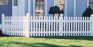 Milwaukee Backyard Fences Cape Cod Vinyl Straight White 760x382 2 300x151 1