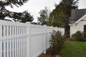 Milwaukee Backyard Fences backyard4 300x200